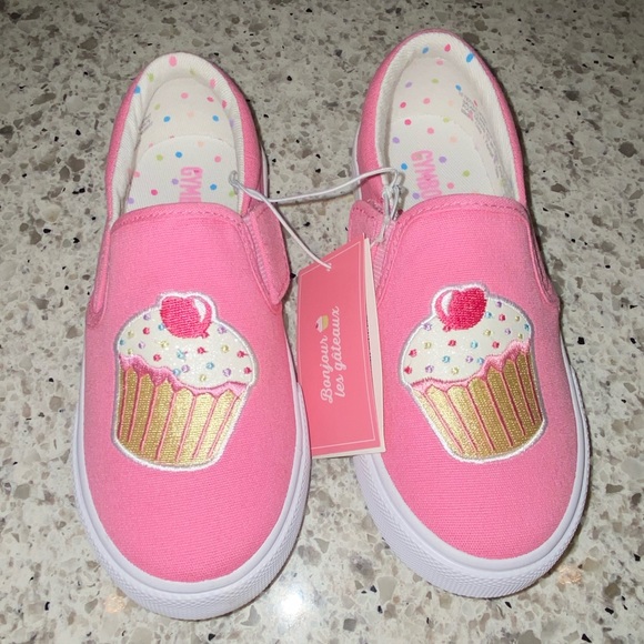 Gymboree Other - NWT Gymboree slip ons size 10